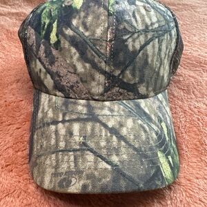 Mossy Oak Camouflage Cap
